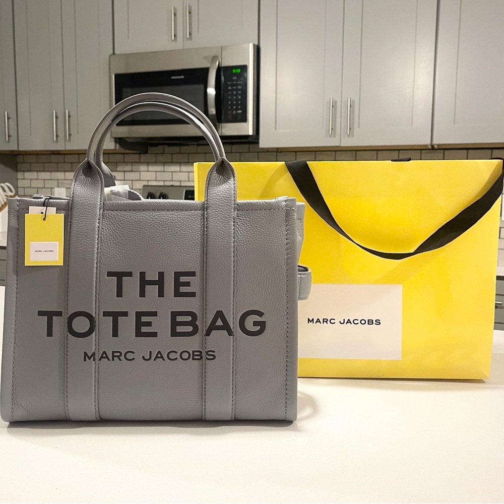 MARC JACOBS MEDIUM TOTE BAG
